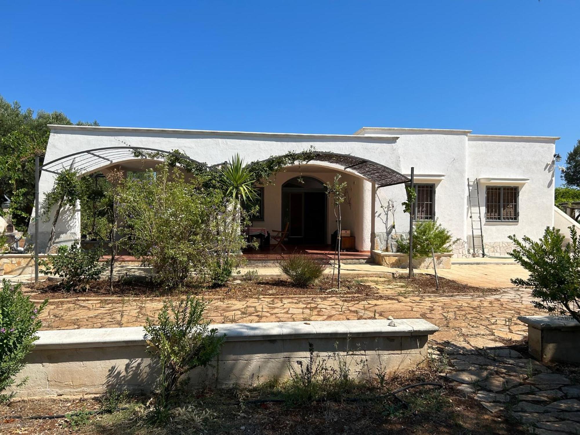 Sol Invictus Est Villa Serranova ภายนอก รูปภาพ